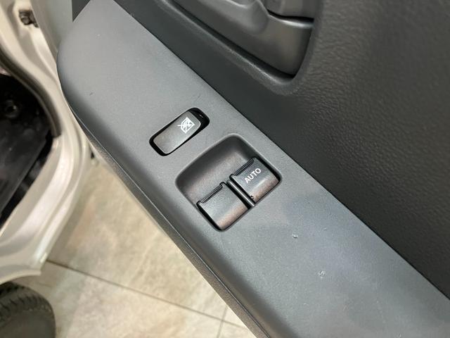スーパーキャリイL 4WD AT車 フルセグナビ 社外アルミ キーレス衝突被害軽減ブレーキ リアコーナセンサー フルセグナビ DVD再生 Bluetooth 社外アルミ キーレスエントリー マニュアルレベリング エコアイドル パートタイム4WD(滋賀県)の中古車