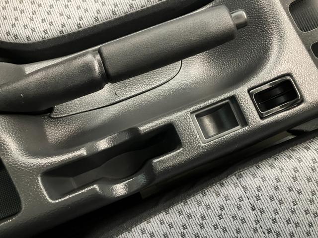 スーパーキャリイL 4WD AT車 フルセグナビ 社外アルミ キーレス衝突被害軽減ブレーキ リアコーナセンサー フルセグナビ DVD再生 Bluetooth 社外アルミ キーレスエントリー マニュアルレベリング エコアイドル パートタイム4WD(滋賀県)の中古車