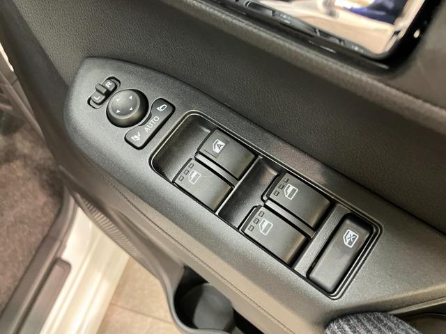 ムーヴＲＳ　ターボ　ナビ　Ｂカメラ　前後ドラレコ　届出済未使用車衝突被害軽減ブレーキ　コーナーセンサー　フルセグナビ　ＤＶＤ再生　Ｂｌｕｅｔｏｏｔｈ　ＵＳＢ　バックカメラ　前後ドラレコ　両側電動スライドドア　ＬＥＤ　オートライト　オートエアコン　レーダークルーズ（滋賀県）の中古車