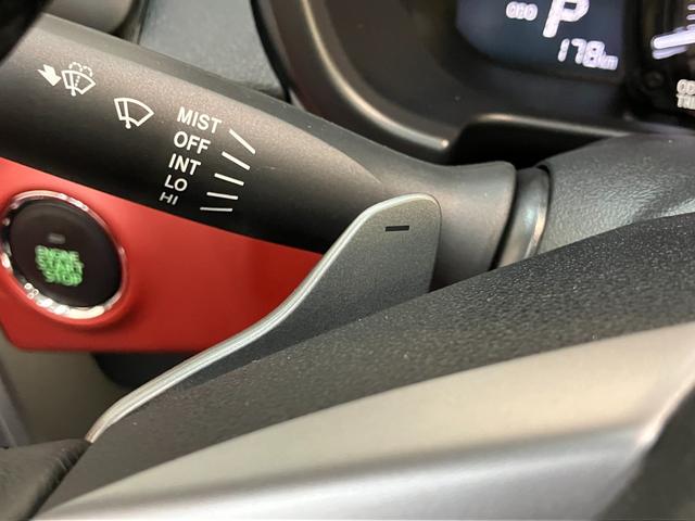 コペンローブＳ　リアコーナセンサー　フルセグナビ　パドルシフト電動オープンルーフ　フルセグナビ　ＤＶＤ再生　Ｂｌｕｅｔｏｏｔｈ　ＵＳＢ　ＭＯＭＯ製ハンドル　レカロシート　ビルシュタイン製ショックアブソーバー　シートヒーター　ＬＥＤ　オートエアコン　スマートキー（滋賀県）の中古車