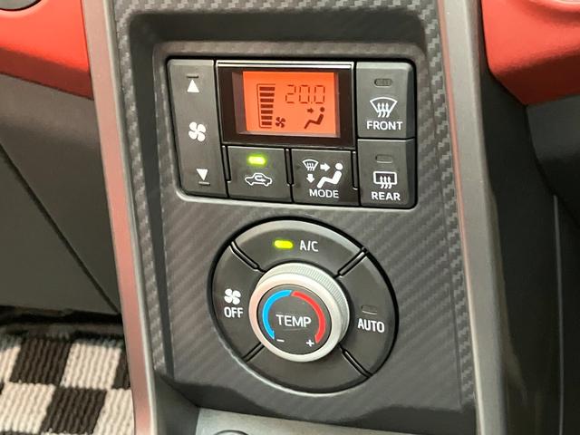 コペンローブＳ　リアコーナセンサー　フルセグナビ　パドルシフト電動オープンルーフ　フルセグナビ　ＤＶＤ再生　Ｂｌｕｅｔｏｏｔｈ　ＵＳＢ　ＭＯＭＯ製ハンドル　レカロシート　ビルシュタイン製ショックアブソーバー　シートヒーター　ＬＥＤ　オートエアコン　スマートキー（滋賀県）の中古車