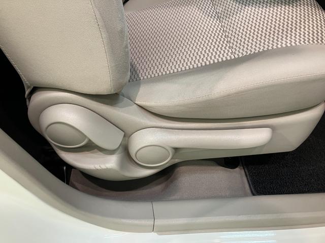 マーチＸ　Ｖセレクション　スマートキー　ＣＤステレオ　車検整備付ＣＤステレオ　社外アルミ　電動格納式ミラー　マニュアルレベリング　オートライト　スマートキー　エコアイドル（滋賀県）の中古車