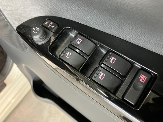 タントカスタムX SA2 スマートキー 左側パワスラ 車検整備付衝突被害軽減ブレーキ CDステレオ ETC バックカメラ(ナビ装着時用) 左側電動スライドドア LED オートライト オートエアコン 電格ミラー スマートキー エコアイドル タイヤ4本新品交換済み(滋賀県)の中古車
