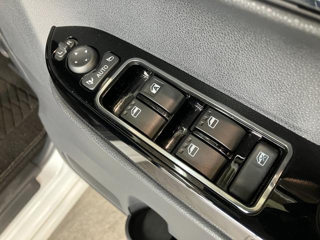 タントカスタムRSスタイルセレクション 4WD ターボ 9型DA衝突被害軽減ブレーキ コーナーセンサー 9型ディスプレイオーディオ Bluetooth USB バックカメラ 前後ドラレコ 両側電動スライドドア 前席シートヒーター LED レーダークルーズ 4WD(滋賀県)の中古車