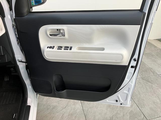 ムーヴキャンバスストライプスＧターボ　９型ディスプレイオーディオ　フルセグ衝突被害軽減ブレーキ　コーナーセンサー　９型ディスプレイオーディオ　フルセグ　Ｂｌｕｅｔｏｏｔｈ　ＵＳＢ　Ｂカメラ　両側電動スライドドア　前席シートヒーター　ＬＥＤ　ワイヤレス充電器　レーダークルーズ（滋賀県）の中古車