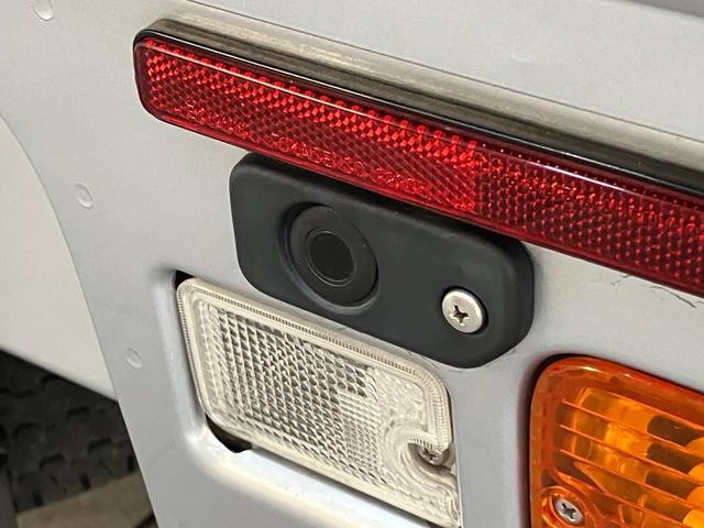 ハイゼットトラックスタンダード　４ＷＤ　５ＭＴ　キーレス　パワーウインドウ衝突被害軽減ブレーキ　リアコーナセンサー　ＣＤステレオ　ＬＥＤ　パワーウインドウ　マニュアルレベリング　キーレスエントリー　パートタイム４ＷＤ　５速マニュアルミッション車　タイヤ４本新品交換済み（滋賀県）の中古車