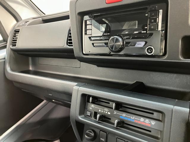 ハイゼットトラックスタンダード　４ＷＤ　５ＭＴ　キーレス　パワーウインドウ衝突被害軽減ブレーキ　リアコーナセンサー　ＣＤステレオ　ＬＥＤ　パワーウインドウ　マニュアルレベリング　キーレスエントリー　パートタイム４ＷＤ　５速マニュアルミッション車　タイヤ４本新品交換済み（滋賀県）の中古車
