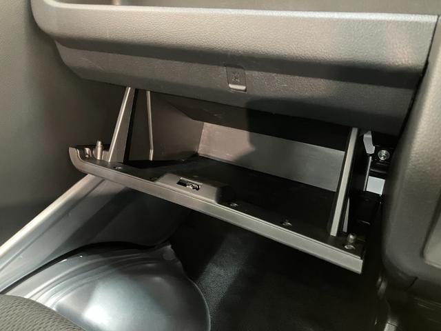 ハイゼットトラックスタンダード　４ＷＤ　５ＭＴ　キーレス　パワーウインドウ衝突被害軽減ブレーキ　リアコーナセンサー　ＣＤステレオ　ＬＥＤ　パワーウインドウ　マニュアルレベリング　キーレスエントリー　パートタイム４ＷＤ　５速マニュアルミッション車　タイヤ４本新品交換済み（滋賀県）の中古車