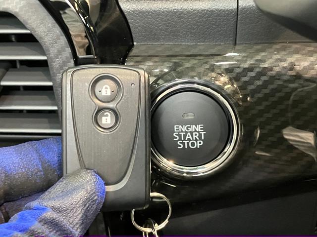 コペンＧＲスポーツ　リアコーナーセンサー　フルセグナビ　ＢＢＳＧＲ専用サスペンション　フルセグナビ　ＤＶＤ再生　Ｂｌｕｅｔｏｏｔｈ　ＵＳＢ　ＭＯＭＯ製ハンドル　パドルシフト　レカロシート　ＢＢＳアルミホイール　シートヒーター　ＬＥＤ　オートエアコン　スマートキー（滋賀県）の中古車