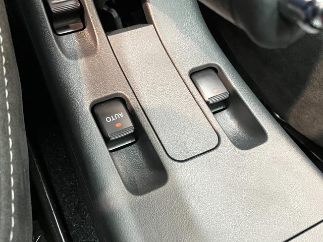コペンＧＲスポーツ　リアコーナーセンサー　フルセグナビ　ＢＢＳＧＲ専用サスペンション　フルセグナビ　ＤＶＤ再生　Ｂｌｕｅｔｏｏｔｈ　ＵＳＢ　ＭＯＭＯ製ハンドル　パドルシフト　レカロシート　ＢＢＳアルミホイール　シートヒーター　ＬＥＤ　オートエアコン　スマートキー（滋賀県）の中古車