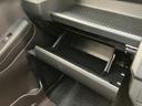衝突被害軽減ブレーキ　コーナーセンサー　バックカメラ（ナビ装着時用）　前席シートヒーター　電動パーキングブレーキ　ＬＥＤヘッドライト　オートライト　オートエアコン　スマートキー　エコアイドル（滋賀県）の中古車