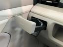 追突被害軽減ブレーキ　スマアシ３　スマートキー　運転席シートヒーター　オートエアコン　フルセグナビ　ＤＶＤ　Ｂｌｕｅｔｏｏｔｈ　ＵＳＢ　バックカメラ　ドラレコ（滋賀県）の中古車