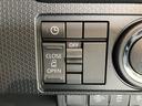 衝突被害軽減ブレーキ　コーナーセンサー　バックカメラ（ナビ装着時用）　前席シートヒーター　電動パーキングブレーキ　　電動格納ミラー　オートライト　オートエアコン　スマートキー　エコアイドル（滋賀県）の中古車