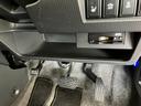 追突被害軽減ブレーキ　フルセグナビ　ＤＶＤ　Ｂｌｕｅｔｏｏｔｈ　ＵＳＢ　バックカメラ　ＬＥＤ　運転席シートヒーター　オートエアコン　オートライト　スマートキー　アイドリングストップ（滋賀県）の中古車