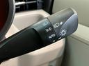 衝突被害軽減ブレーキ　フルセグナビ　Ｂｌｕｅｔｏｏｔｈ　ＤＶＤ再生　ＥＴＣ車載器　オートエアコン　マニュアルレベリング　スマートキー　エコアイドル　セキュリティアラーム（滋賀県）の中古車