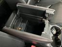 衝突被害軽減ブレーキ　コーナーセンサー　ディスプレイオーディオ　ＤＶＤ　Ｂｌｕｅｔｏｏｔｈ　ＵＳＢ　　全周囲カメラ　フリップダウンモニター　ＥＴＣ　前席シートヒーター　レーダークルコン　スマートキー（滋賀県）の中古車