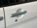 車いす乗降車　フルセグナビ　ＤＶＤ再生　Ｂｌｕｅｔｏｏｔｈ　ＵＳＢ　キーレス　電動格納式ドアミラー　マニュアルレベリング　マニュアルエアコン　エコアイドル　ウインチリモコン（滋賀県）の中古車