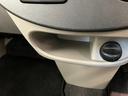 車いす乗降車　フルセグナビ　ＤＶＤ再生　Ｂｌｕｅｔｏｏｔｈ　ＵＳＢ　キーレス　電動格納式ドアミラー　マニュアルレベリング　マニュアルエアコン　エコアイドル　ウインチリモコン（滋賀県）の中古車