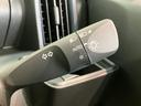 衝突被害軽減ブレーキ　コーナーセンサー　９型ディスプレイオーディオ　フルセグ　Ｂｌｕｅｔｏｏｔｈ　バックカメラ　前席シートヒーター　左側電動スライド　ＬＥＤ　オートライト　スマートキー　エコアイドル（滋賀県）の中古車