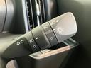 衝突被害軽減ブレーキ　コーナーセンサー　９型ディスプレイオーディオ　フルセグ　Ｂｌｕｅｔｏｏｔｈ　ＵＳＢ　バックカメラ　両側電動スライドドア　前席シートヒーターＬＥＤ　スマートキー　エコアイドル（滋賀県）の中古車