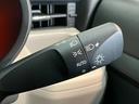 衝突被害軽減ブレーキ　スマアシ３　フルセグナビ　バックカメラ　ＤＶＤ再生　Ｂｌｕｅｔｏｏｔｈ　ＵＳＢ　運転席シートヒーター　ＬＥＤ　オートライト　オートエアコン　スマートキー　エコアイドル（滋賀県）の中古車