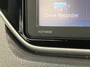 衝突被害軽減ブレーキ　スマアシ２　フルセグナビ　バックカメラ　ＤＶＤ再生　Ｂｌｕｅｔｏｏｔｈ　ＵＳＢ　ＬＥＤヘッド　オートライト　オートエアコン　電動格納式ドアミラー　スマートキー　エコアイドル（滋賀県）の中古車
