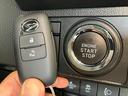 衝突被害軽減ブレーキ　コーナーセンサー　９インチディスプレイオーディオ　フルセグ　Ｂｌｕｅｔｏｏｔｈ　バックカメラ　前席シートヒーター　左側電動スライドドア　ＬＥＤ　スマートキー　エコアイドル（滋賀県）の中古車