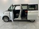 車いす乗降車　リヤーシート付　追突被害軽減ブレーキ　フルセグナビ　バックカメラ　ドラレコ　ＤＶＤ再生　Ｂｌｕｅｔｏｏｔｈ　ＵＳＢ　ＥＴＣ　キーレス　オートエアコン　社外アルミ　両側スライドドア（滋賀県）の中古車
