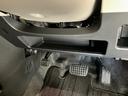衝突被害軽減ブレーキ　４ＷＤ　ＣＤステレオ　両側電動スライドドア　スマートキー　オートライト　オートエアコン　電動格納式ミラー　マニュアルレベリング　エコアイドル（滋賀県）の中古車