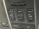 １４型フルセグナビ　パノラマカメラ　Ｂｌｕｅｔｏｏｔｈ　ＵＳＢ　両側パワスラ　レーダークルコン　電動リヤーゲート　パワーシート　シートヒーター＆クーラー　左右電動オートステップ（滋賀県）の中古車