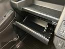 衝突被害軽減ブレーキ　コーナーセンサー　フルセグナビ　バックカメラ　ＤＶＤ再生　Ｂｌｕｅｔｏｏｔｈ　ＵＳＢ　前席シートヒーター　レーダークルコン　ＬＥＤ　オートライト　オートエアコン　スマートキー（滋賀県）の中古車