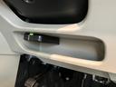 衝突被害軽減ブレーキ　スマアシ３　フルセグナビ　バックカメラ　前後ドラレコ　ＥＴＣ　ＤＶＤ再生　Ｂｌｕｅｔｏｏｔｈ　ＵＳＢ　前後ドラレコ　前席シートヒーター　オートエアコン　オートライト　スマートキー（滋賀県）の中古車