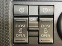 衝突被害軽減ブレーキ　コーナーセンサー　バックカメラ（ナビ装着時用）　両側電動スライドドア　前席シートヒーター　ＬＥＤ　オートライト　電格ミラー　オートエアコン　スマートキー　エコアイドル（滋賀県）の中古車