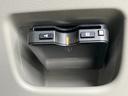 衝突被害軽減ブレーキ　スマアシ３　８型フルセグナビ　バックカメラ　ＤＶＤ再生　Ｂｌｕｅｔｏｏｔｈ　ＵＳＢ　ナビ連動ドラレコ　ＥＴＣ　シートヒーター　オートライト　オートエアコン　スマートキー（滋賀県）の中古車