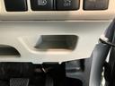 衝突被害軽減ブレーキ　ディスプレイオーディオ　バックカメラ　ＤＶＤ再生　Ｂｌｕｅｔｏｏｔｈ　ＵＳＢ　運転席シートヒーター　ＬＥＤヘッドライト　オートライト　オートエアコン　スマートキー　エコアイドル（滋賀県）の中古車