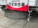 エアコン　パワステ　ＡＭ／ＦＭラジオ　荷台作業灯　ゲートプロテクター　荷台マット　バッテリーカバー　パートタイム４ＷＤ　５速マニュアルミッション車　タイヤ４本新品交換済み（滋賀県）の中古車