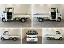 ＡＭ／ＦＭラジオ　エアコン　パワステ　荷台作業灯　マニュアルレベリング　４ＷＤ　Ｈｉ−Ｌｏ切り替え　５速マニュアルミッション車　荷台マット　ゲートプロテクター　ガードフレームプロテクター（滋賀県）の中古車