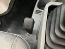 パートタイム４ＷＤ　Ｈｉ−Ｌｏ切り替え　ＡＭ／ＦＭラジオ　マニュアルエアコン　マニュアルレベリング　ＥＴＣ　荷台作業灯　５速マニュアルミッション車（滋賀県）の中古車