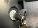 衝突被害軽減ブレーキ　コーナーセンサー　前席パワーウインドウ　ＡＭ／ＦＭステレオ　ＥＴＣ車載器　両側スライドドア　パートタイム４ＷＤ　オートライト　マニュアルレベリング　キーレス　プライバシーガラス（滋賀県）の中古車