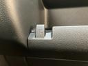 衝突被害軽減ブレーキ　コーナーセンサー　前席パワーウインドウ　ＡＭ／ＦＭステレオ　ＥＴＣ車載器　両側スライドドア　パートタイム４ＷＤ　オートライト　マニュアルレベリング　キーレス　プライバシーガラス（滋賀県）の中古車