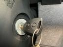 衝突被害軽減ブレーキ　スマアシ　コーナーセンサー　キーレス　前席パワーウインドウ　フルセグナビ　ＤＶＤ再生　Ｂｌｕｅｔｏｏｔｈ　ＵＳＢ　ドラレコ　ＥＴＣ　ＬＥＤ　オートライト　パートタイム４ＷＤ（滋賀県）の中古車