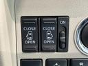衝突被害軽減ブレーキ　ＣＤステレオ　ＥＴＣ　バックカメラ（ナビ装着時用）　両側電動スライドドア　シートヒーター　オートライト　オートエアコン　スマートキー　エコアイドル　タイヤ４本新品交換済み（滋賀県）の中古車