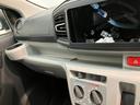 衝突被害軽減ブレーキ　スマアシ３　コーナーセンサー　バックカメラ（ナビ装着時用）　ＬＥＤヘッドライト　電動格納式ミラー　マニュアルレベリング　キーレスエントリー　オートライト　エコアイドル（滋賀県）の中古車