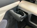 衝突被害軽減ブレーキ　フルセグナビ　ＤＶＤ再生　Ｂｌｕｅｔｏｏｔｈ　ＵＳＢ　バックカメラ　前後ドラレコ　ＥＴＣ　オートライト　オートエアコン　スマートキー　電動格納式ミラー　エコアイドル（滋賀県）の中古車