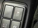 フルセグナビ　ＤＶＤ再生　Ｂｌｕｅｔｏｏｔｈ　バックカメラ　ＥＴＣ　オートエアコン　ＨＩＤ　オートライト　電動格納式ミラー　マニュアルレベリング　スマートキー　社外アルミホイール（滋賀県）の中古車