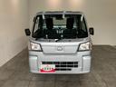 衝突被害軽減ブレーキ　コーナーセンサー　パートタイム４ＷＤ　デフロック　５速マニュアルミッション車　ＡＭ／ＦＭラジオ　マニュアルレベリング　オートライト　４枚リーフスプリング　荷台作業灯（滋賀県）の中古車