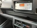 ＣＤステレオ　ＥＴＣ　マニュアルエアコン　パワーウインドウ　マニュアルレベリング　荷台作業灯　４枚リーフスプリング　キーレスエントリー　パートタイム４ＷＤ　タイヤ４本新品交換済み（滋賀県）の中古車
