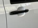 衝突被害軽減ブレーキ　コーナーセンサー　ディスプレイオーディオ　フルセグ　Ｂｌｕｅｔｏｏｔｈ　ＵＳＢ　バックカメラ　前席シートヒーター　電動パーキング　ＬＥＤ　オートライト　クルコン　オートエアコン（滋賀県）の中古車
