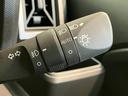 衝突被害軽減ブレーキ　コーナーセンサー　ディスプレイオーディオ　フルセグ　Ｂｌｕｅｔｏｏｔｈ　ＵＳＢ　バックカメラ　前席シートヒーター　電動パーキング　ＬＥＤ　オートライト　クルコン　オートエアコン（滋賀県）の中古車