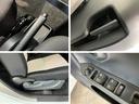 衝突被害軽減ブレーキ　スマアシ３　コーナーセンサー　バックカメラ（ナビ装着時用）　電動格納式ミラー　マニュアルレベリング　スマートキー　ＬＥＤヘッドライト　オートライト　シートヒーター　エコアイドル（滋賀県）の中古車